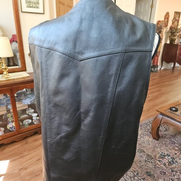 Mens First Classics  Black Leather motorcycle Vest Size XXL n good condition - Picture 3 of 9